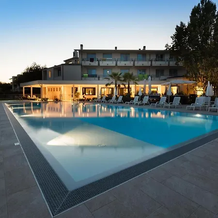 Du Parc Otel 4*