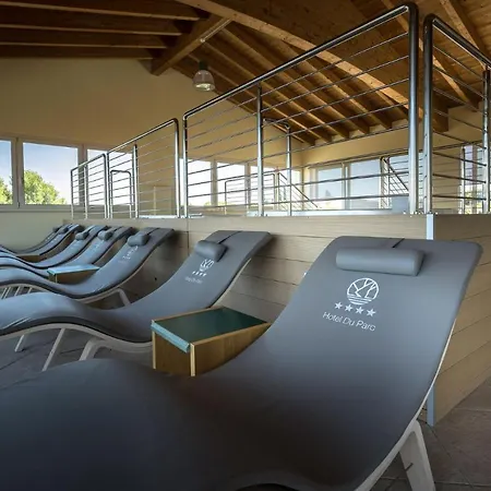 Отель Du Parc 4*